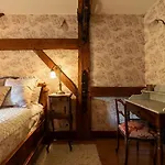 Luxury Historic In The Mountains - Domaine Macky