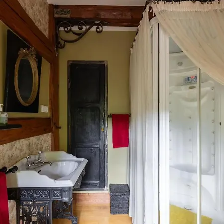 Luxury Historic In The Mountains - Domaine Macky Villa *