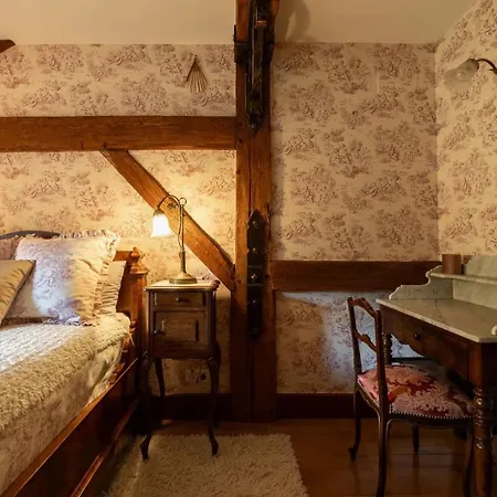 Luxury Historic In The Mountains - Domaine Macky