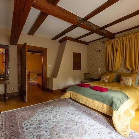 Luxury Historic In The Mountains - Domaine Macky Taintrux