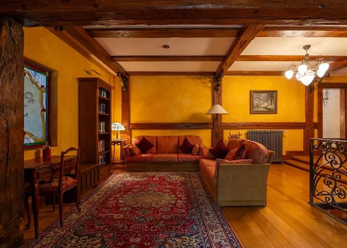 Luxury Historic In The Mountains - Domaine Macky Vila