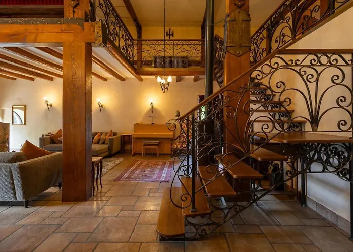 Vila Luxury Historic In The Mountains - Domaine Macky Taintrux