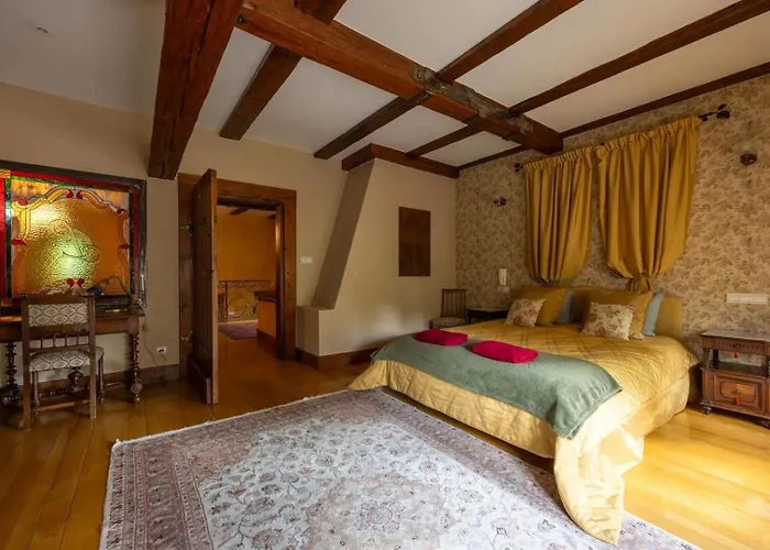 Luxury Historic In The Mountains - Domaine Macky Taintrux