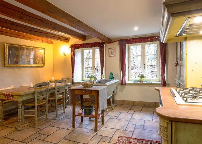 Luxury Historic In The Mountains - Domaine Macky Vila *