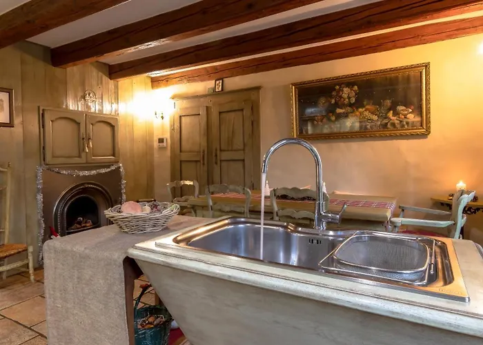 Luxury Historic In The Mountains - Domaine Macky Vila